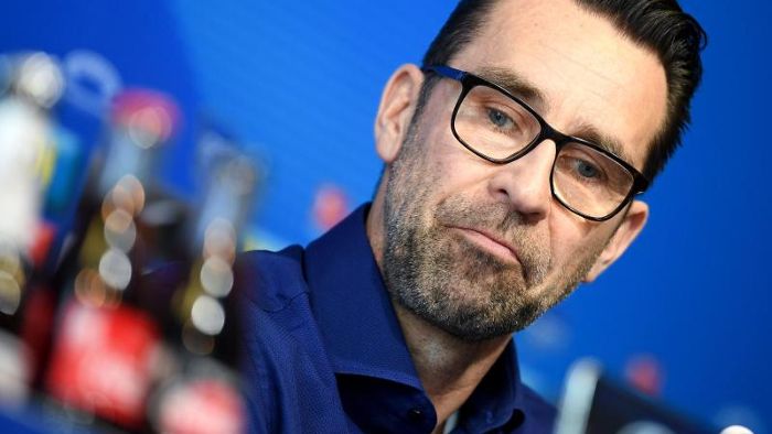 Preetz: Neuer Hertha-Trainer muss 