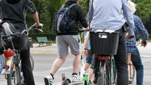 Polizeigewerkschaft: Zahl von Verleih-E-Scootern begrenzen