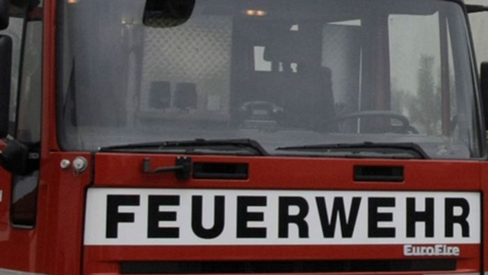 Brand in Mehrfamilienhaus - Zwei Verletzte