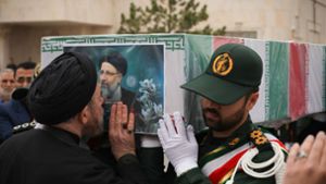 Unfälle: Trauerfeiern für Irans Präsident und Außenminister
