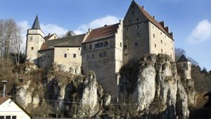 Unbekannter wollte Kupferdachrinne an Schloss Wiesentfels klauen
